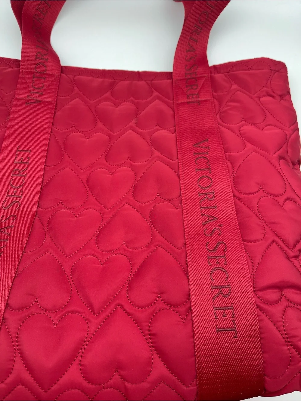 Victoria’s Secret Red Quilted Heart Puffer Tote Bag | Overnight & Travel Bag